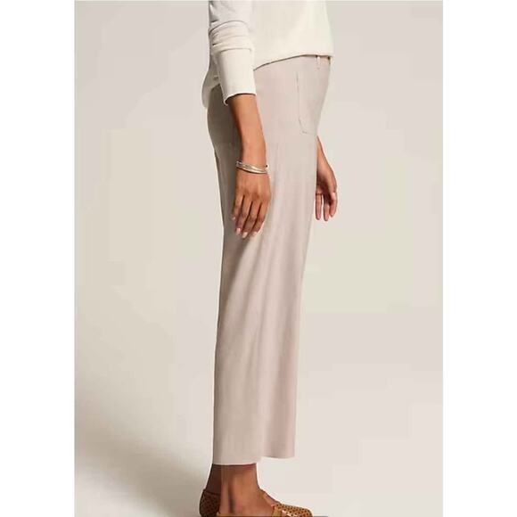 J.Jill Women’s Linen-Stretch Patch-Pocket Crops, New Size Medium. - Picture 3 of 6